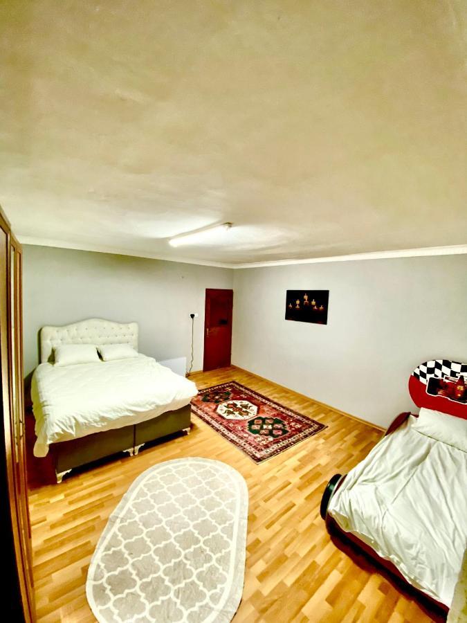 Triplex House Near The Airport Apartment Arnavutkoy ภายนอก รูปภาพ