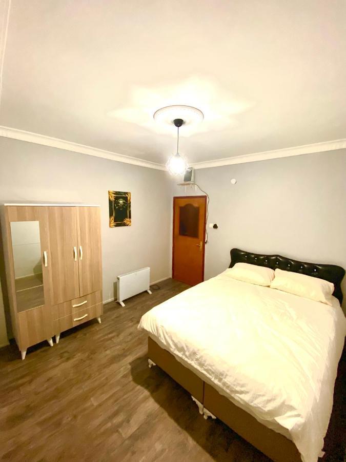 Triplex House Near The Airport Apartment Arnavutkoy ภายนอก รูปภาพ